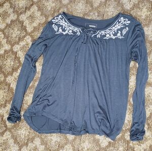 Long Sleeve Lace up shirt